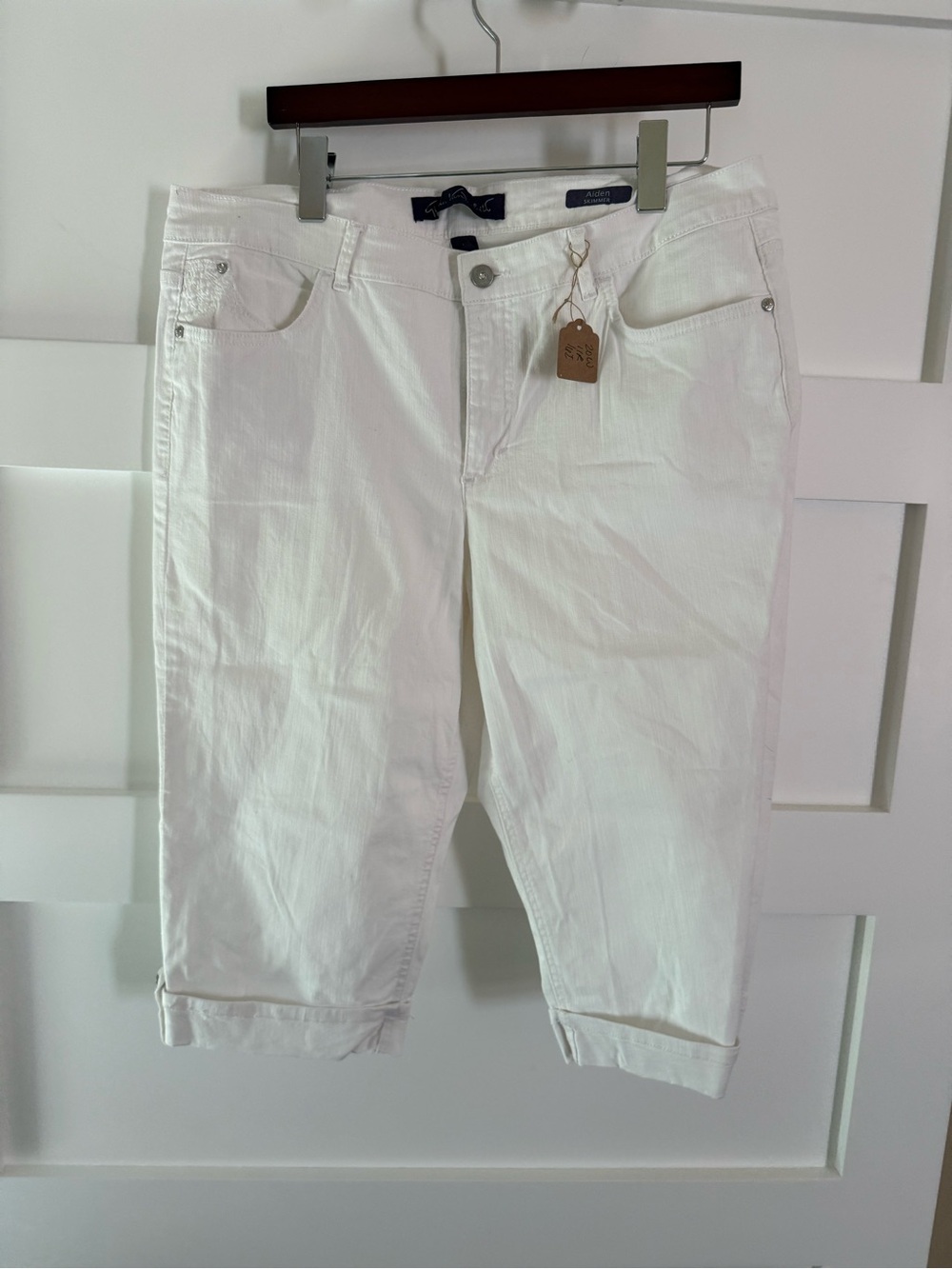 Gloria Vanderbilt Aiden Sloan White Casual Bahama shorts Crop pants Y2K boho - Picture 2 of 7